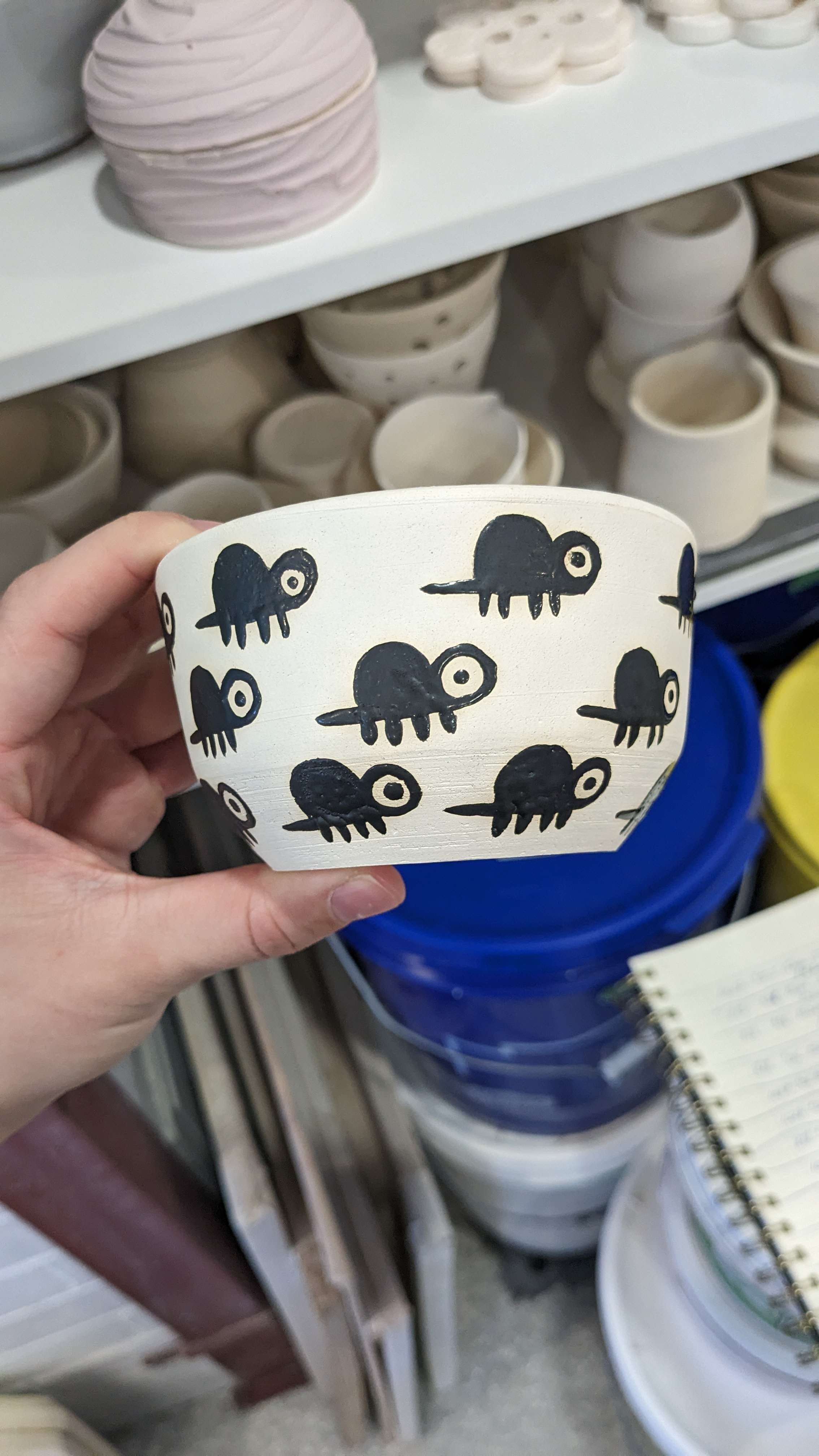 Bowl with swarm of mice